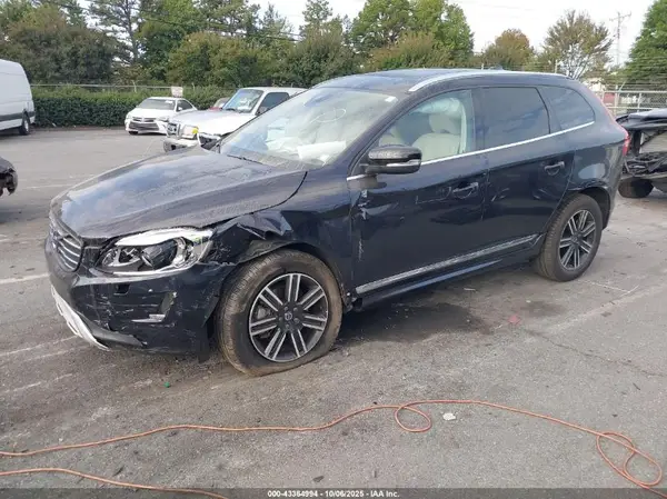 YV440MDR7H2226180 2017 VOLVO XC60 - Image 2