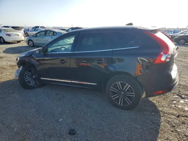 YV440MDR8H2223255 2017 VOLVO XC60 - Image 2