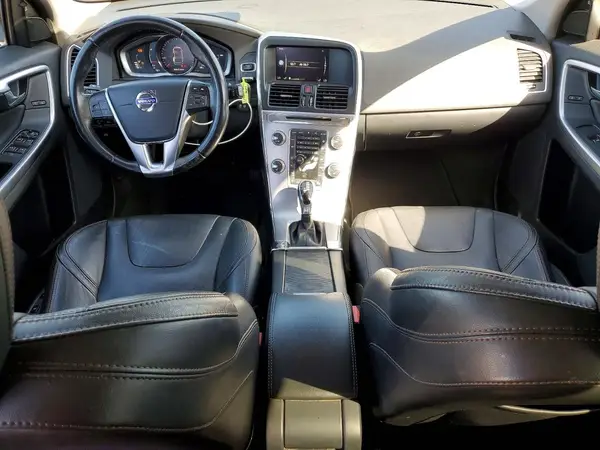 YV440MDR8H2225720 2017 VOLVO XC60 - Image 8