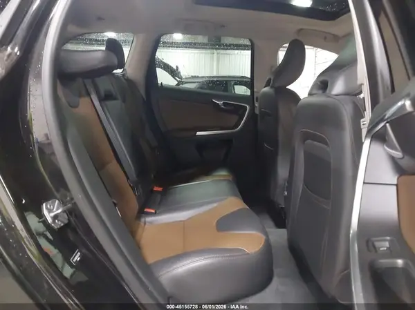 YV440MDR9H2223250 2017 VOLVO XC60 - Image 8