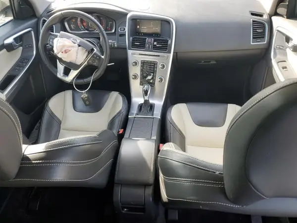 YV440MDRXH2071771 2017 VOLVO XC60 - Image 8