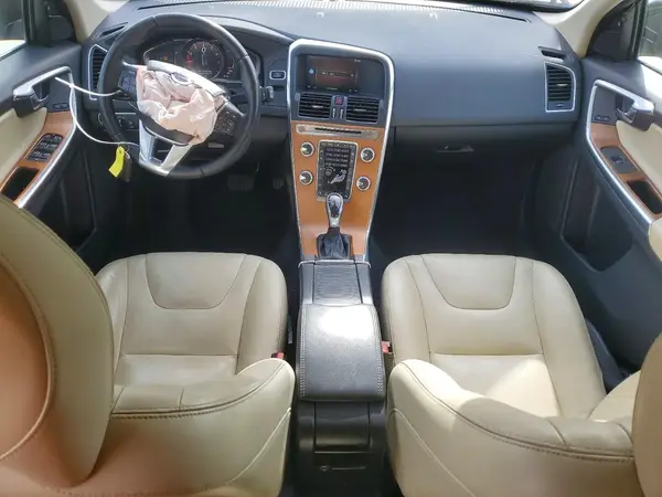 YV440MDU0H2018677 2017 VOLVO XC60 - Image 8