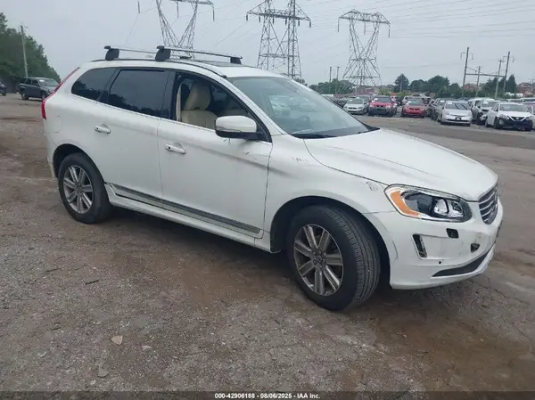 YV440MDU0H2019747 2017 VOLVO XC60 - Image 1