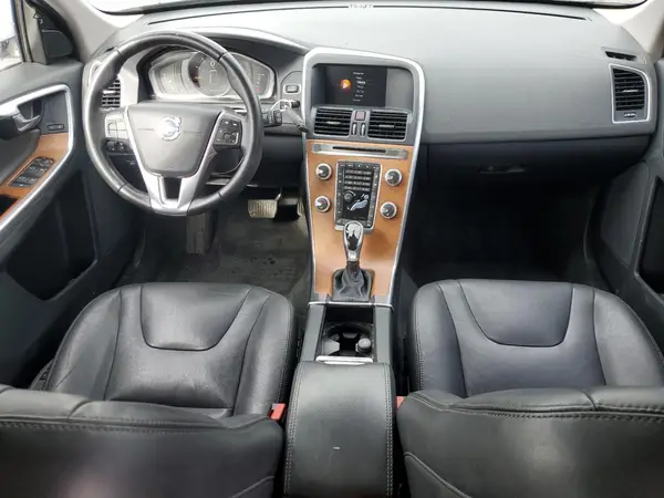YV440MDU0H2023717 2017 VOLVO XC60 - Image 8
