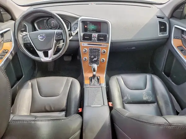 YV440MDU0H2095825 2017 VOLVO XC60 - Image 8