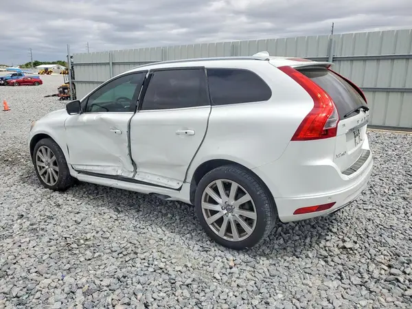 YV440MDU0H2107942 2017 VOLVO XC60 - Image 2