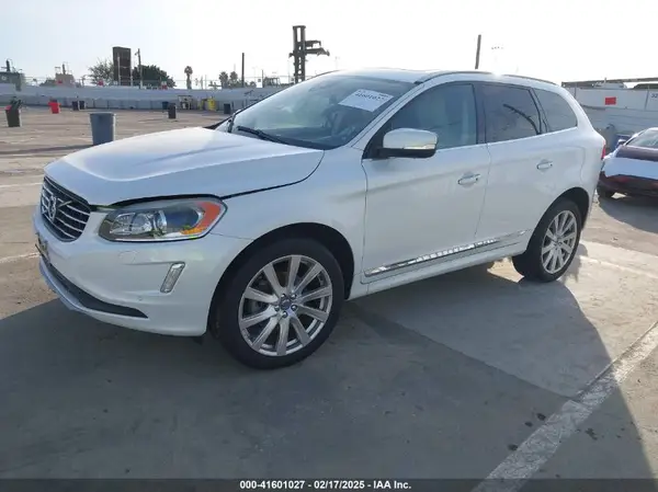 YV440MDU0H2140620 2017 VOLVO XC60 - Image 2