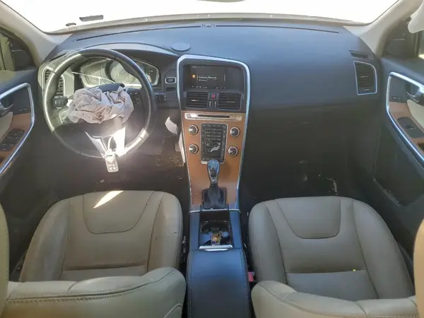 YV440MDU1H2043720 2017 VOLVO XC60 - Image 8