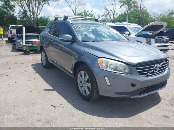 YV440MDU1H2067368 2017 VOLVO XC60 - Image 1