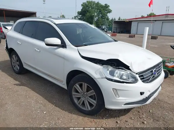 YV440MDU1H2173819 2017 VOLVO XC60 - Image 1
