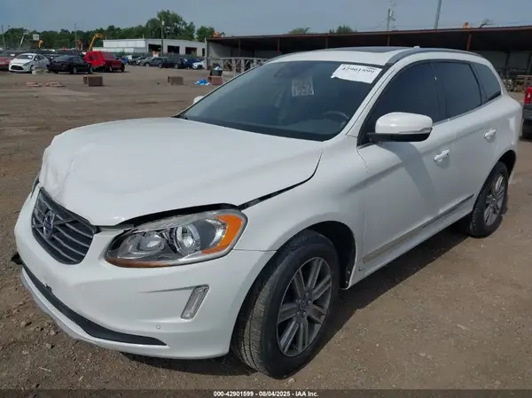 YV440MDU1H2173819 2017 VOLVO XC60 - Image 2