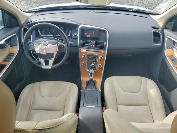 YV440MDU1H2190846 2017 VOLVO XC60 - Image 8
