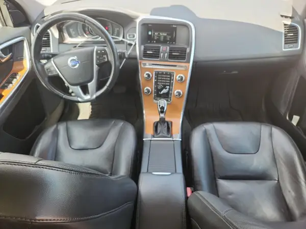 YV440MDU2H2009141 2017 VOLVO XC60 - Image 8