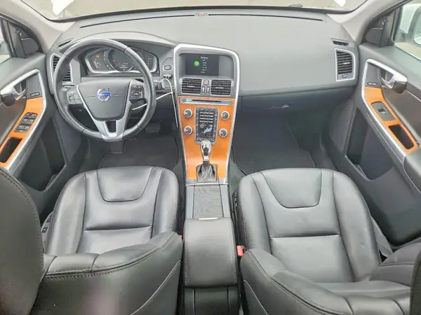 YV440MDU2H2009432 2017 VOLVO XC60 - Image 8