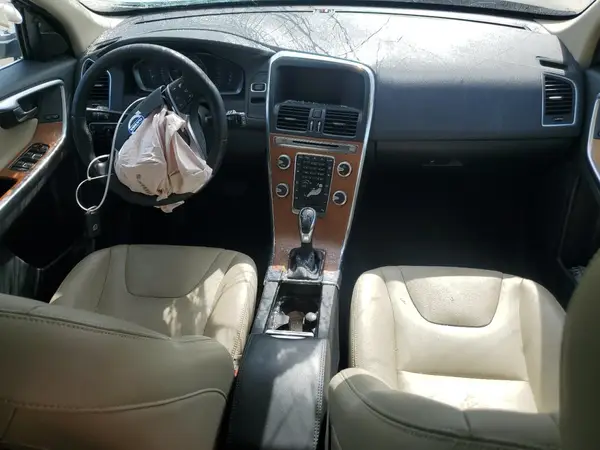 YV440MDU2H2018759 2017 VOLVO XC60 - Image 8