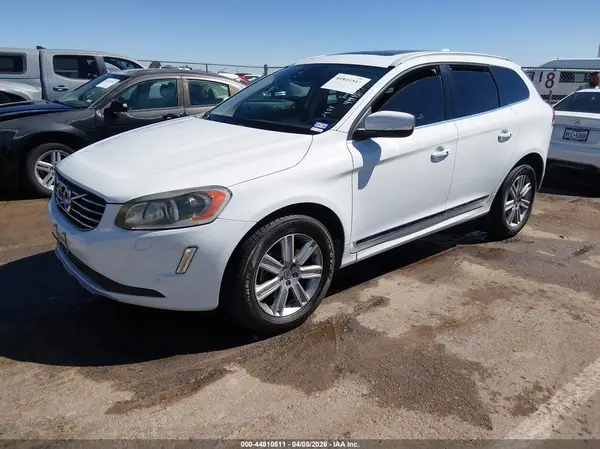 YV440MDU2H2211333 2017 VOLVO XC60 - Image 2