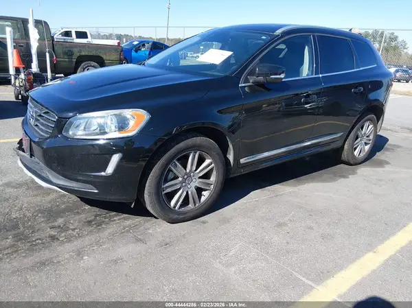 YV440MDU3H2064004 2017 VOLVO XC60 - Image 2