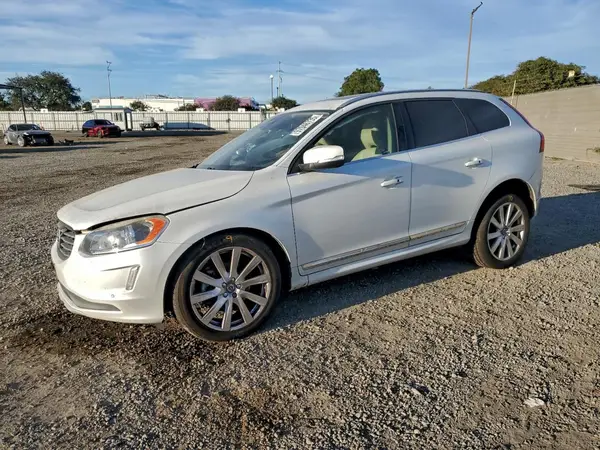YV440MDU3H2192310 2017 VOLVO XC60 - Image 1