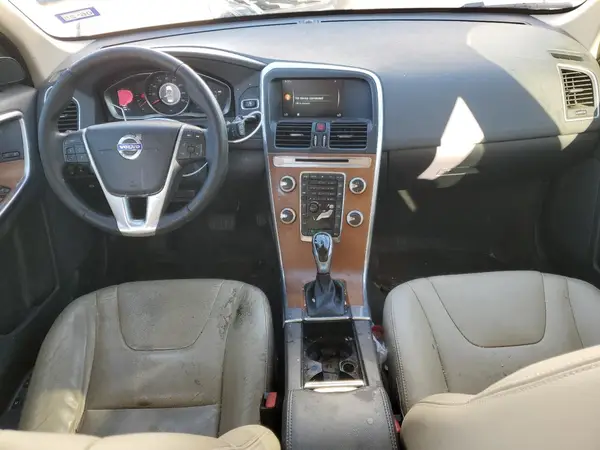 YV440MDU4H2018858 2017 VOLVO XC60 - Image 8