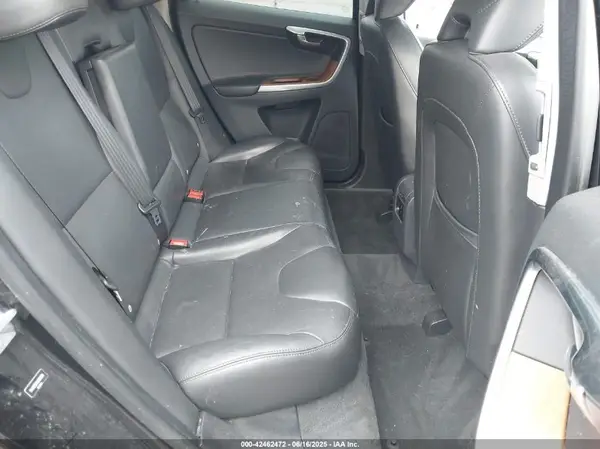 YV440MDU4H2064609 2017 VOLVO XC60 - Image 8