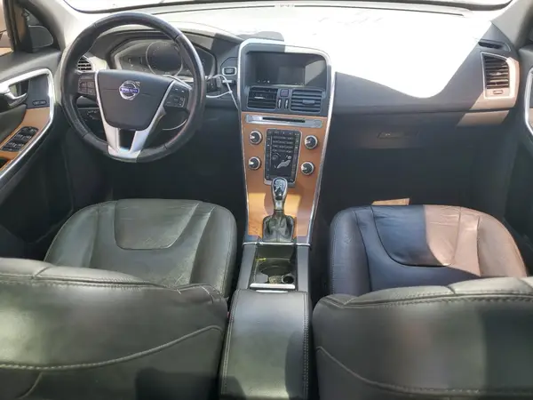 YV440MDU4H2075190 2017 VOLVO XC60 - Image 8