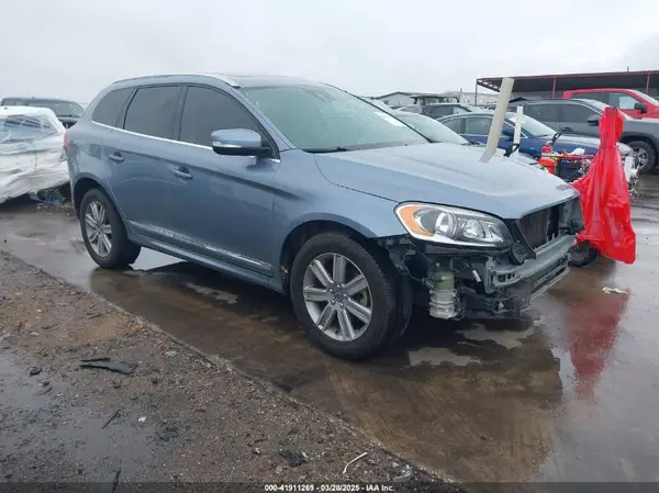 YV440MDU4H2156934 2017 VOLVO XC60 - Image 1