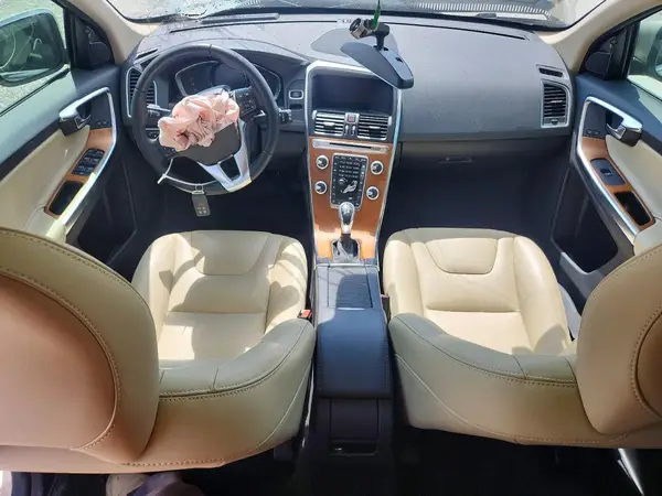 YV440MDU5H2121044 2017 VOLVO XC60 - Image 8