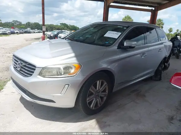 YV440MDU5H2132772 2017 VOLVO XC60 - Image 2