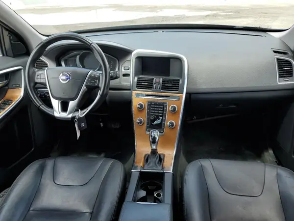 YV440MDU5H2154044 2017 VOLVO XC60 - Image 8
