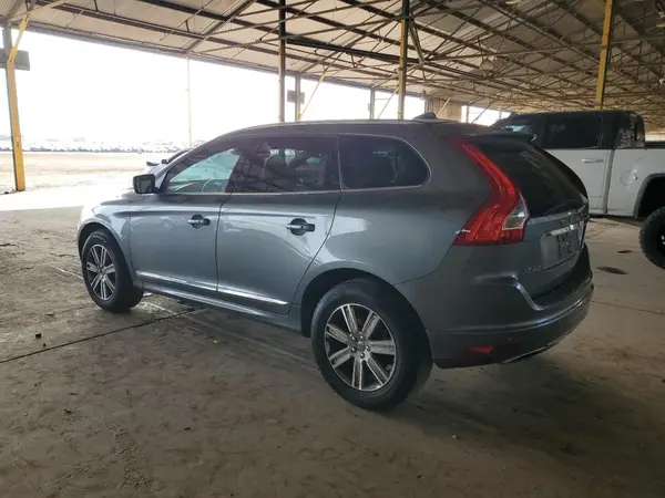 YV440MDU5H2195502 2017 VOLVO XC60 - Image 2