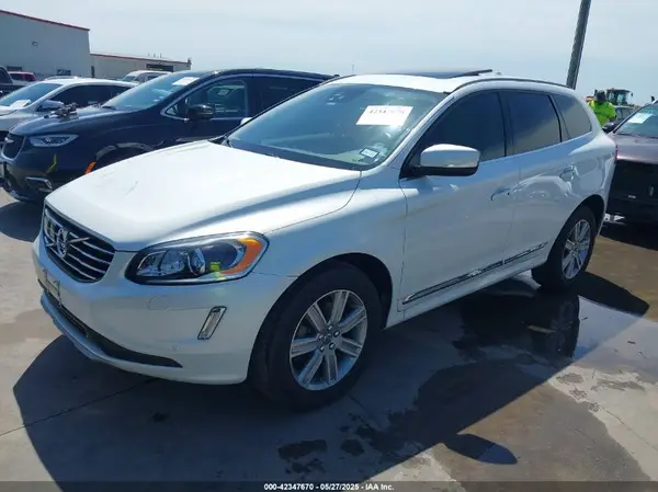 YV440MDU6H2095084 2017 VOLVO XC60 - Image 2
