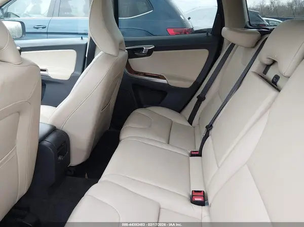 YV440MDU6H2105483 2017 VOLVO XC60 - Image 8