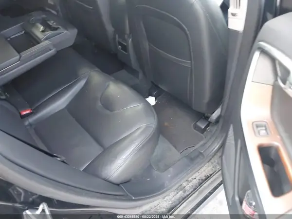 YV440MDU7H2005411 2017 VOLVO XC60 - Image 8