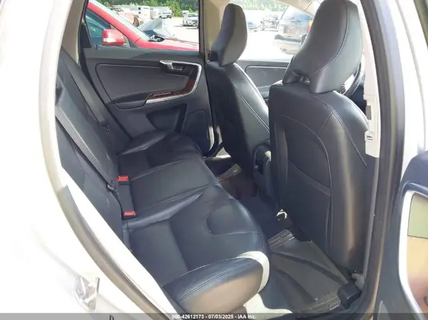 YV440MDU7H2006610 2017 VOLVO XC60 - Image 8
