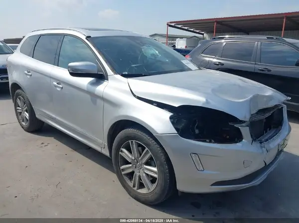YV440MDU7H2008910 2017 VOLVO XC60 - Image 1