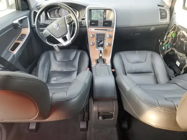 YV440MDU7H2041177 2017 VOLVO XC60 - Image 8
