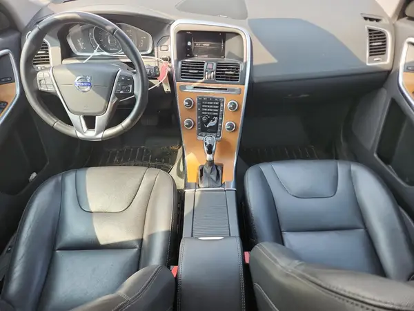 YV440MDU7H2132434 2017 VOLVO XC60 - Image 8