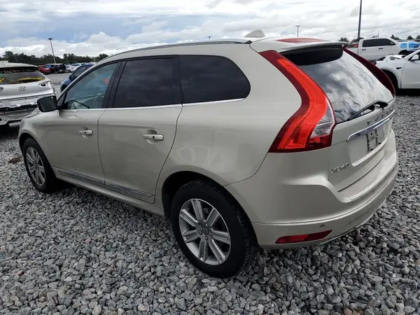 YV440MDU7H2173565 2017 VOLVO XC60 - Image 2
