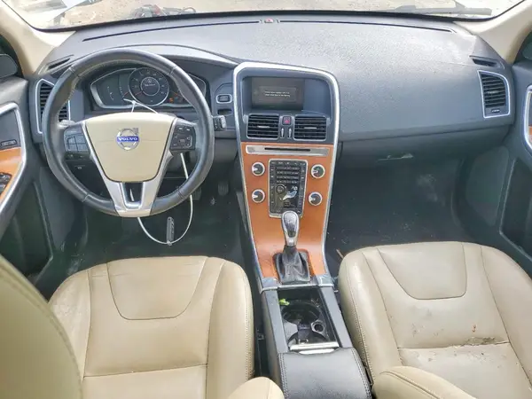 YV440MDU8H2018894 2017 VOLVO XC60 - Image 8