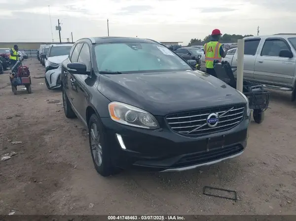 YV440MDU8H2039258 2017 VOLVO XC60 - Image 1