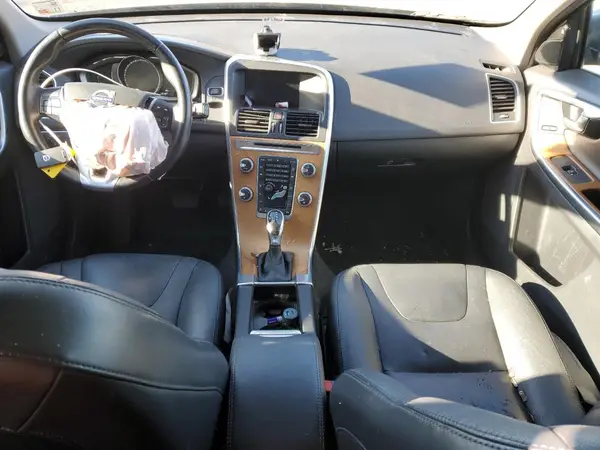 YV440MDU8H2199303 2017 VOLVO XC60 - Image 8