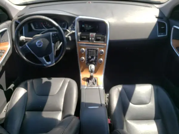 YV440MDU9H2015518 2017 VOLVO XC60 - Image 8