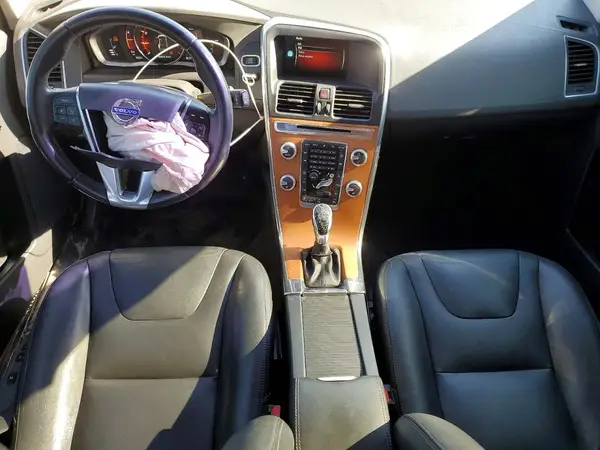 YV440MDU9H2031010 2017 VOLVO XC60 - Image 8