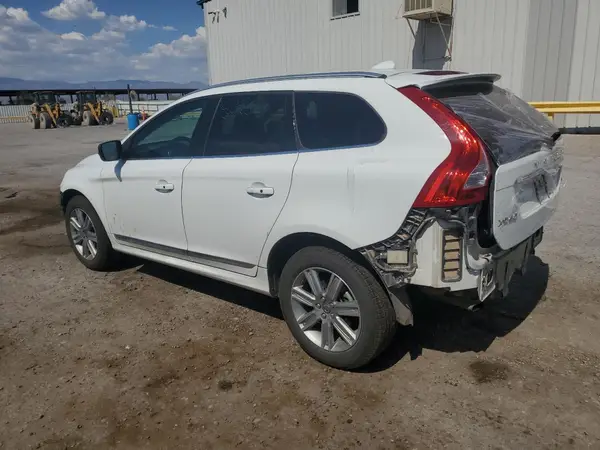 YV440MDU9H2041987 2017 VOLVO XC60 - Image 2