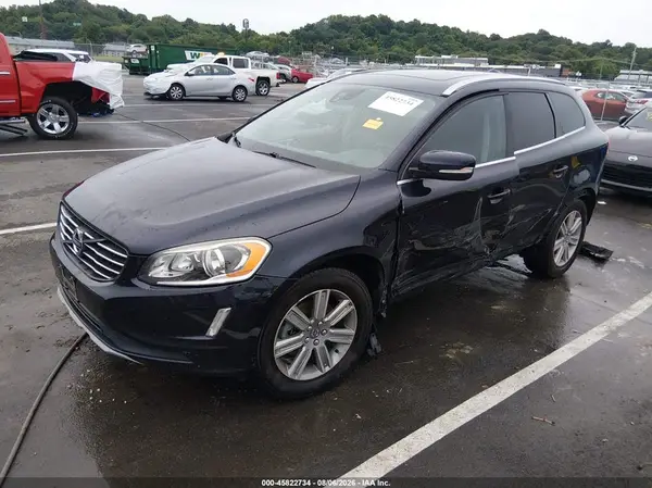 YV440MDU9H2153043 2017 VOLVO XC60 - Image 2