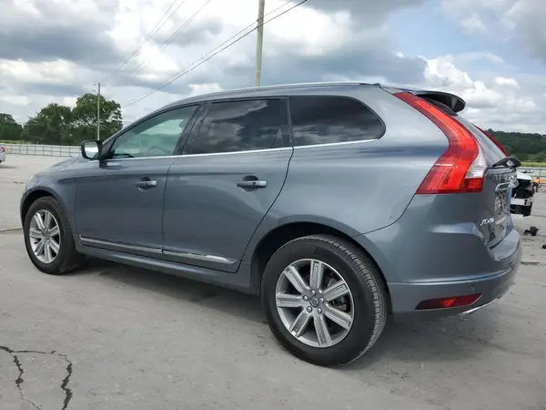 YV440MDUXH2015303 2017 VOLVO XC60 - Image 2