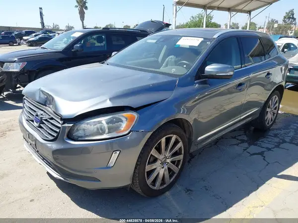 YV440MDUXH2141564 2017 VOLVO XC60 - Image 2