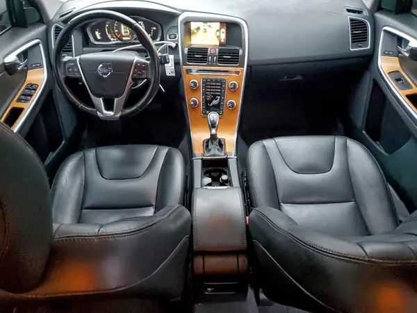 YV440MDUXH2152693 2017 VOLVO XC60 - Image 8