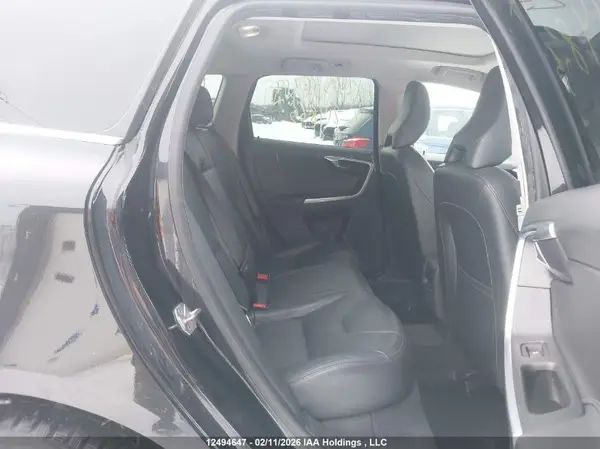 YV440MRK7H2214865 2017 VOLVO XC60 - Image 8