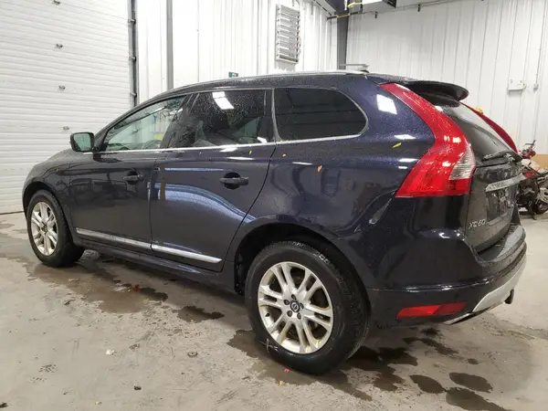 YV440MRKXH2202239 2017 VOLVO XC60 - Image 2